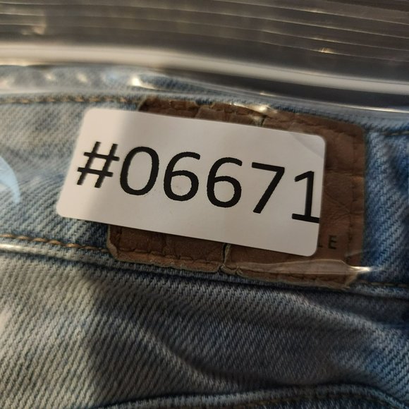 American Eagle Outfitters Jeans Womens 14 Tall Stretch High Rise Distressed Mom - Picture 16 of 16